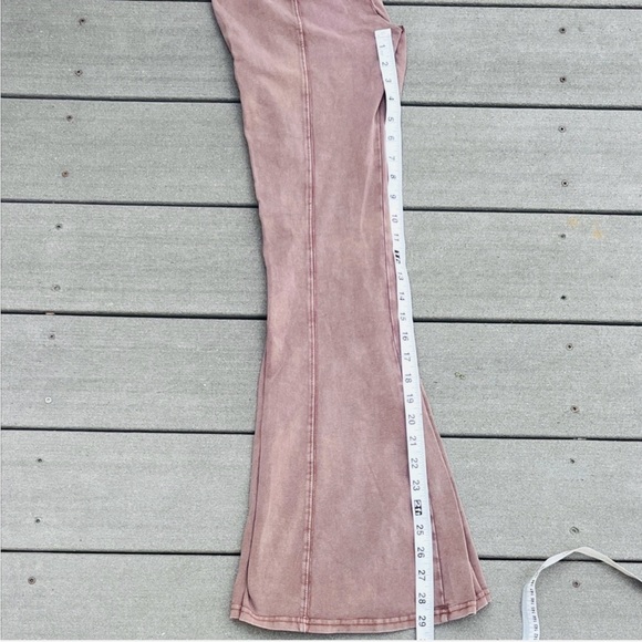 Out from Under Aria pants in soft pink - Picture 8 of 8